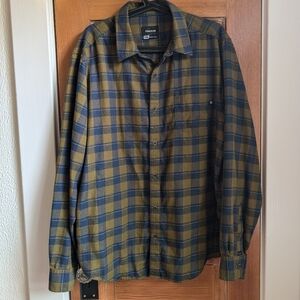 Marmot Bodega Men's Large Blue and Green Flannel shirt plaid